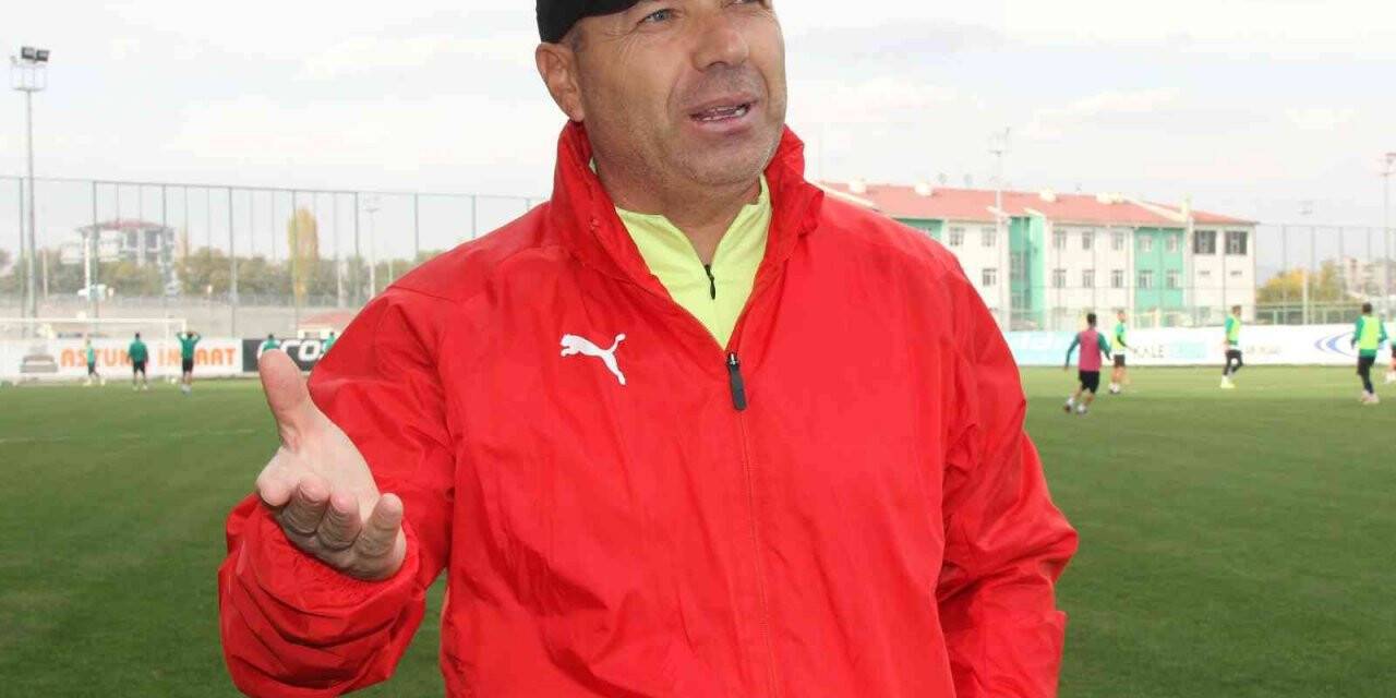 Sivas Belediyespor’da Özer Karadaş ile yollar ayrıldı!