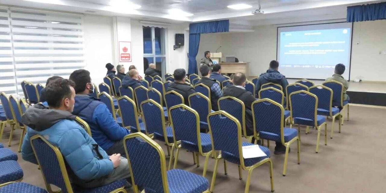 Bayburt’ta avcılar eğitimden geçti