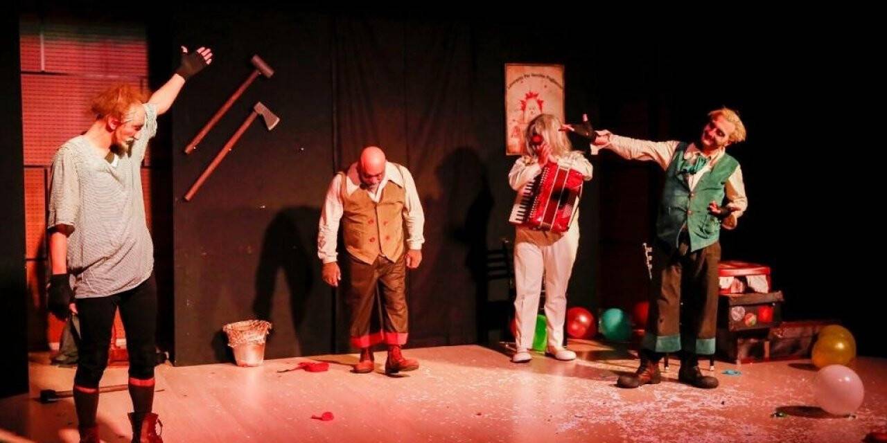 ‘Yaşlı Bir Palyaço Aranıyor’ isimli oyun seyirci ile buluştu