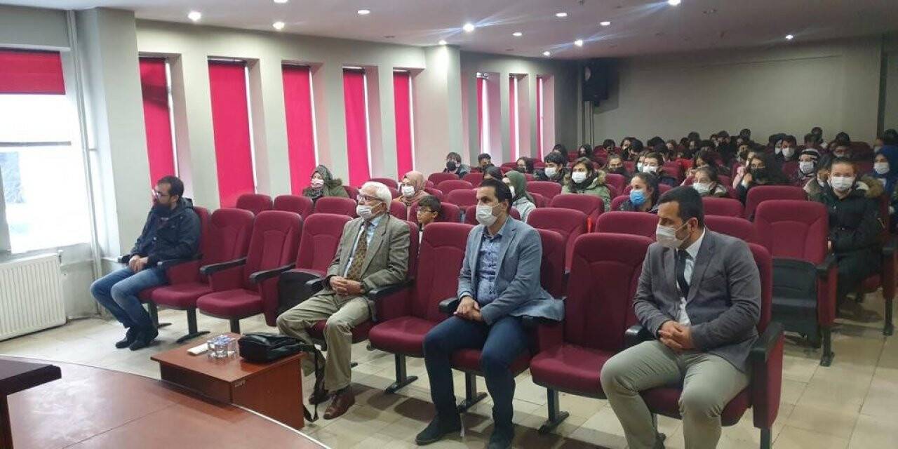 Yazar Ercüment Asaf Yanıç’tan Antep Harbi konferansı