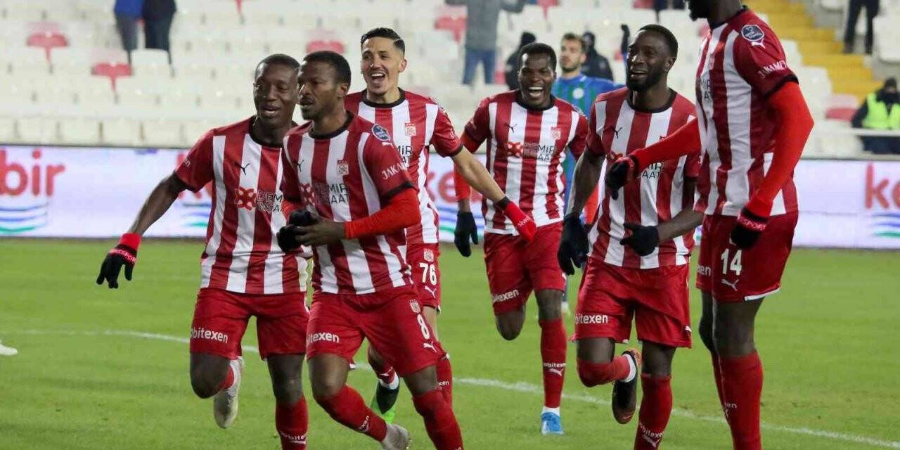 Sivasspor’un iç saha karnesi başarılı