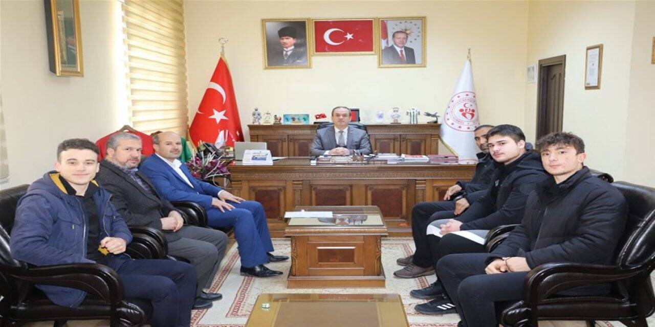 Bilek güreşçilerinden  Şahin’e ziyaret