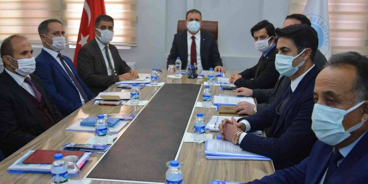 Hakkari Belediyesi’nde 2021 yılı değerlendirme toplantısı