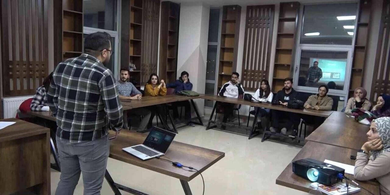 Bitlisli gençlere ’Temel Fotoğrafçılık’ eğitimi