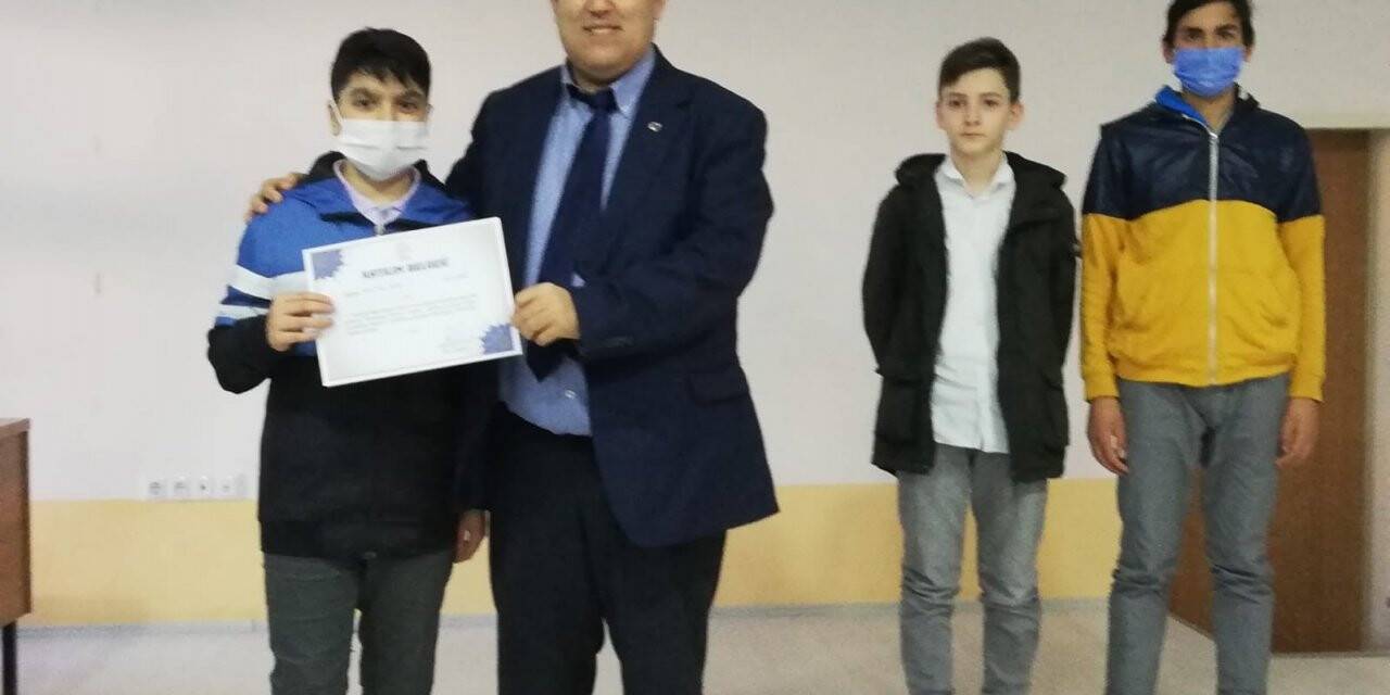 Kur’an-ı Kerim’i Güzel Okuma, Hafızlık ve Ezan Okuma Yarışması yapıldı