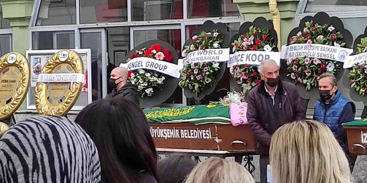 Mermer cilasını su sanıp içen genç kıza gözyaşlarıyla veda