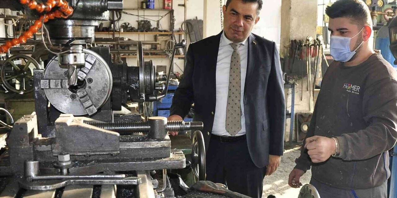 Gümüş’ten staj yapan öğrencilere ziyaret