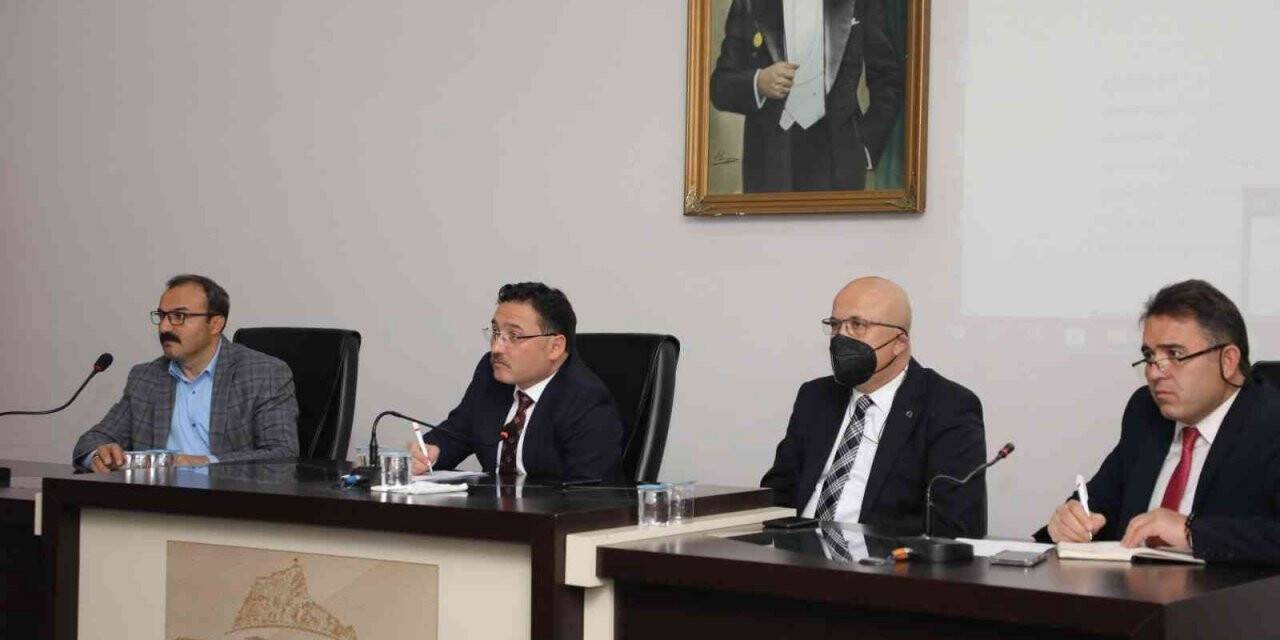 KÜSİ toplantısı Vali Çiçek başkanlığında yapıldı