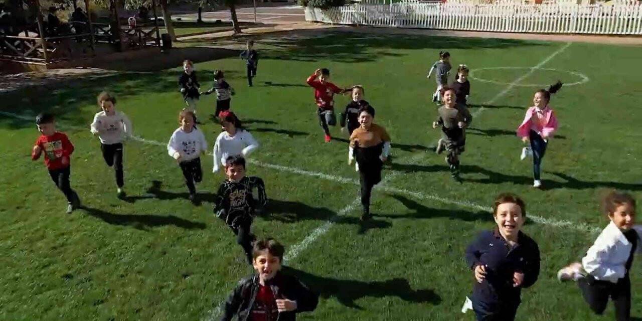 Sanko okullarının "2022- Yeni Yıl, Yeni Umutlar" filmi yayında