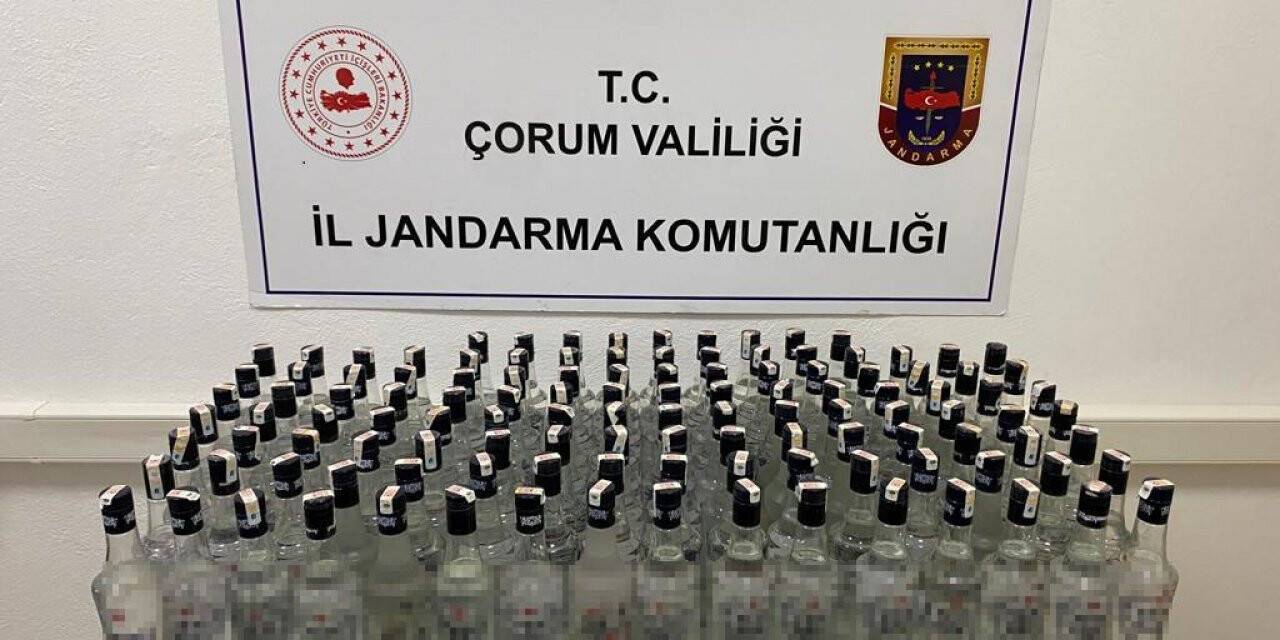 Çorum’da 123 şişe bandrollü sahte rakı ele geçirildi