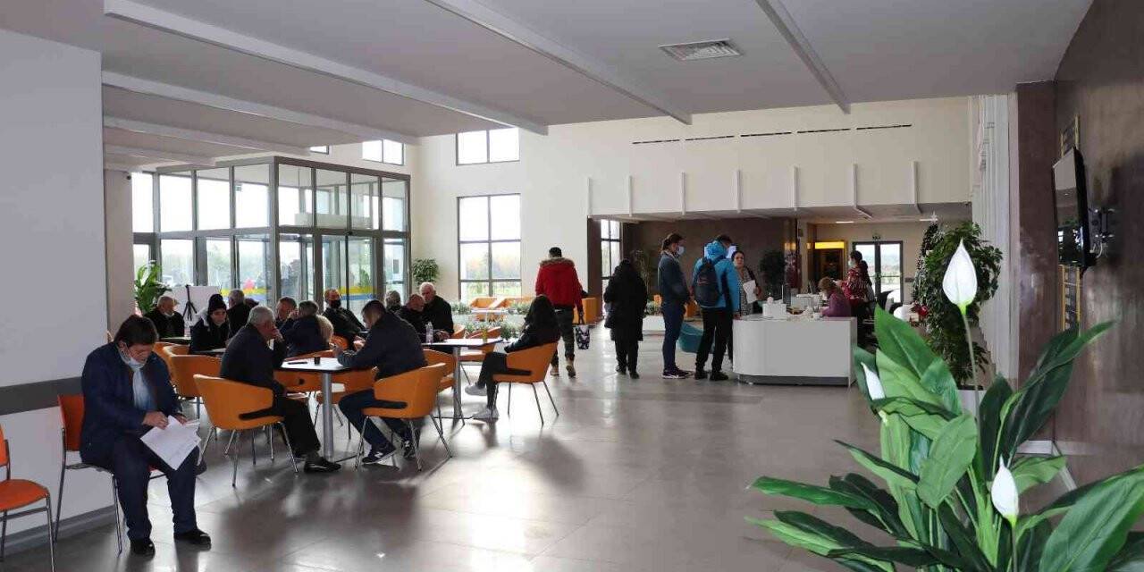 Türkiye’nin yaptığı hastane Arnavutluk’ta hizmet etmeye devam ediyor