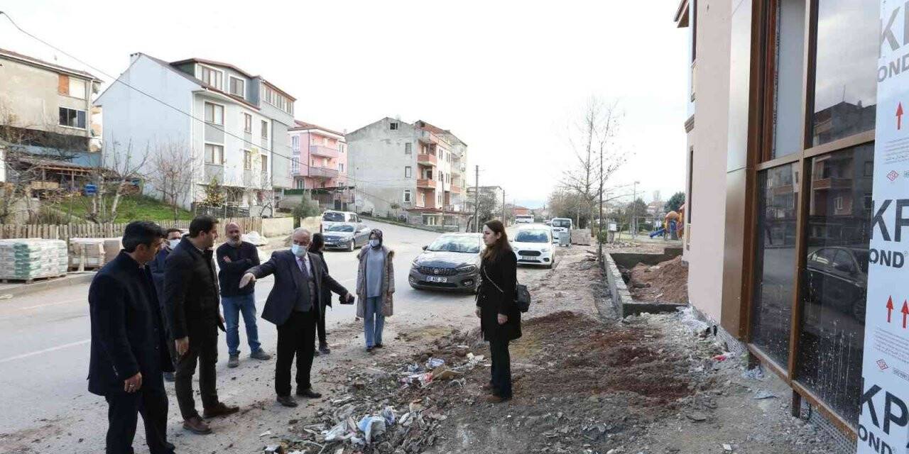 Başkan Aygün Derince’deki projeleri yerinde inceliyor