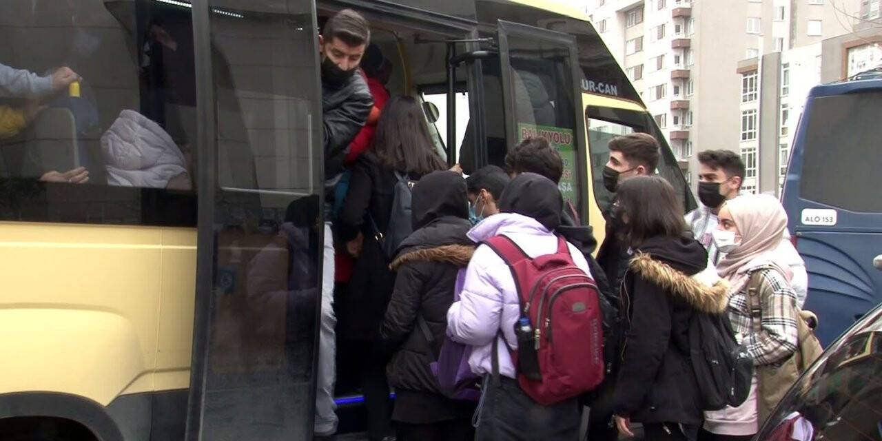 Esenyurt’ta öğrencilerin "minibüs sürücüleriyle" imtihanı