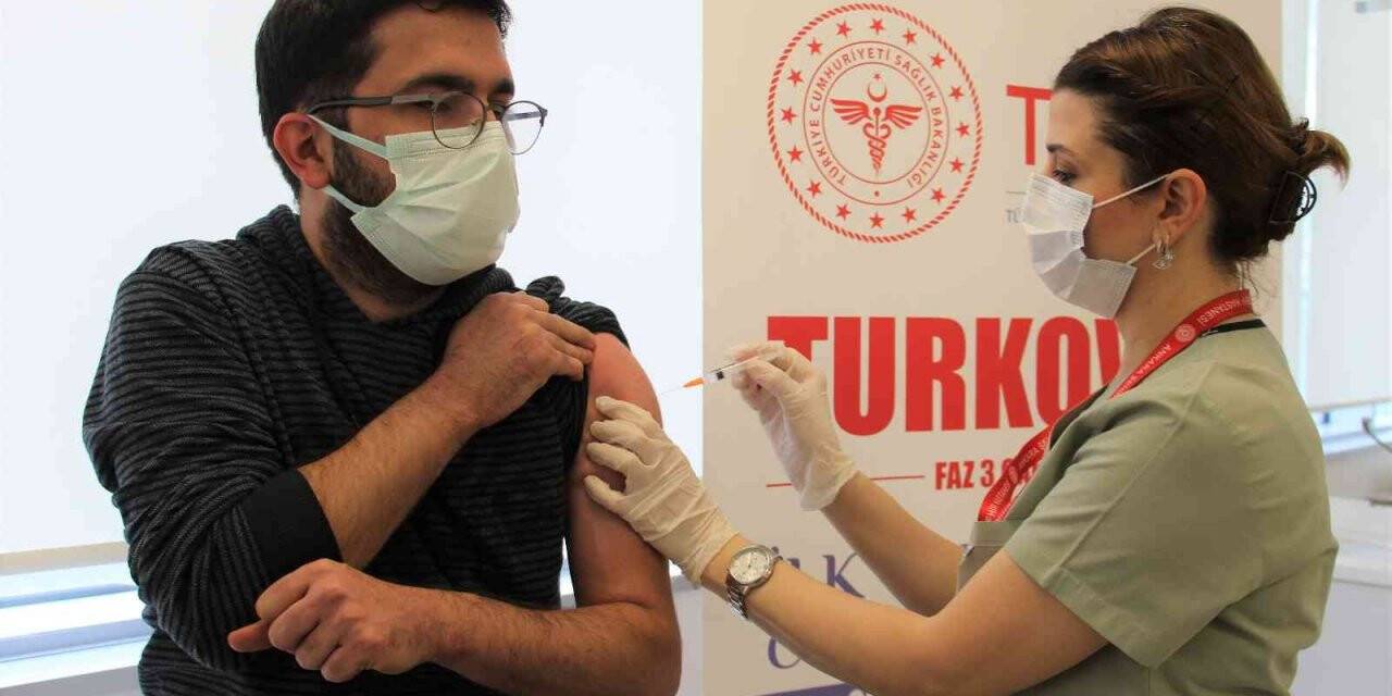 Yerli aşı TURKOVAC’a vatandaşlardan yoğun ilgi