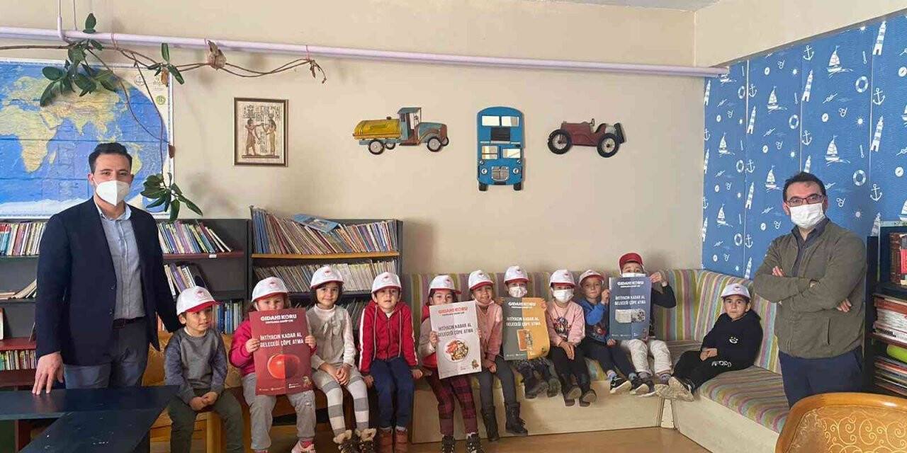 Minikler fahri gıda denetçisi oldu