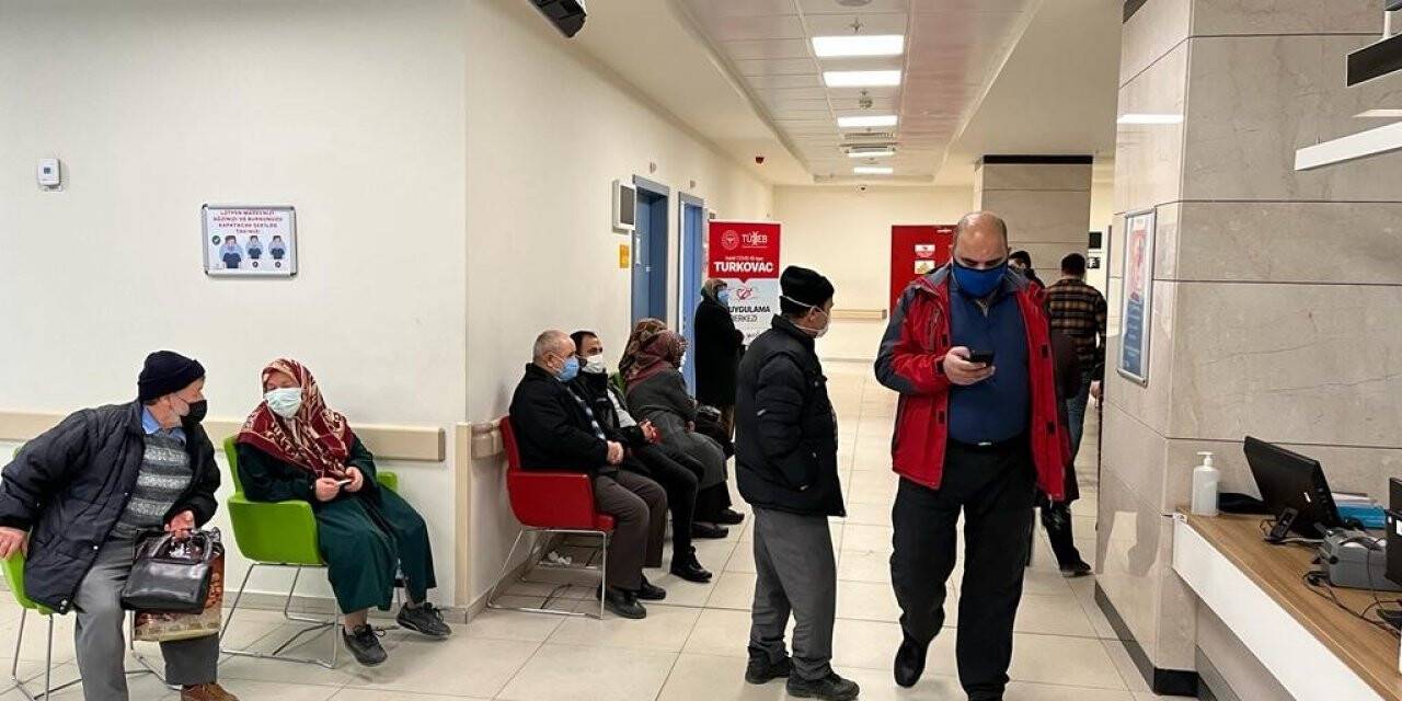 Eskişehir halkı TURKOVAC aşısına yoğun ilgi gösterdi