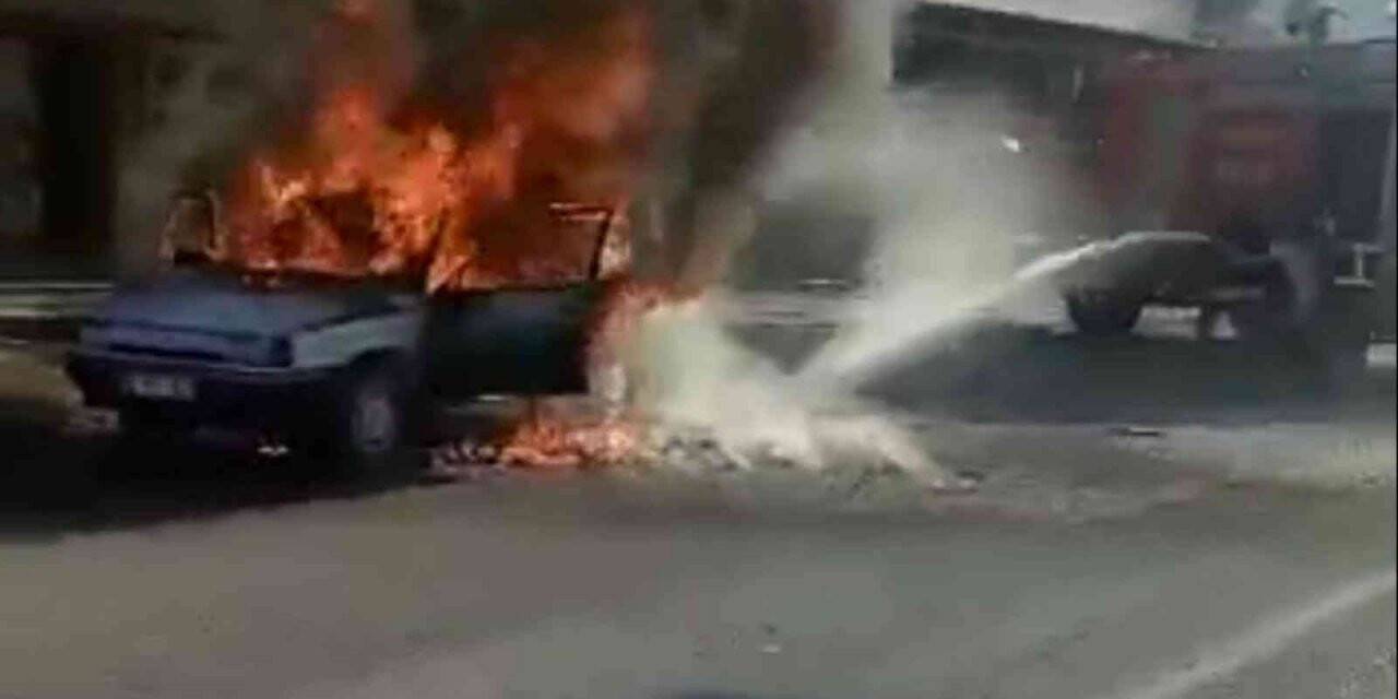 Şanlıurfa’da seyir halindeki otomobil alev topuna döndü