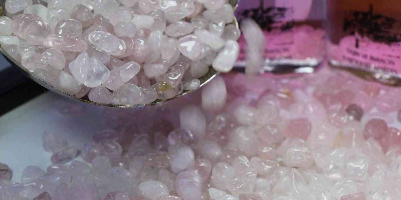 Taşı sıktı kolonyasını çıkardı