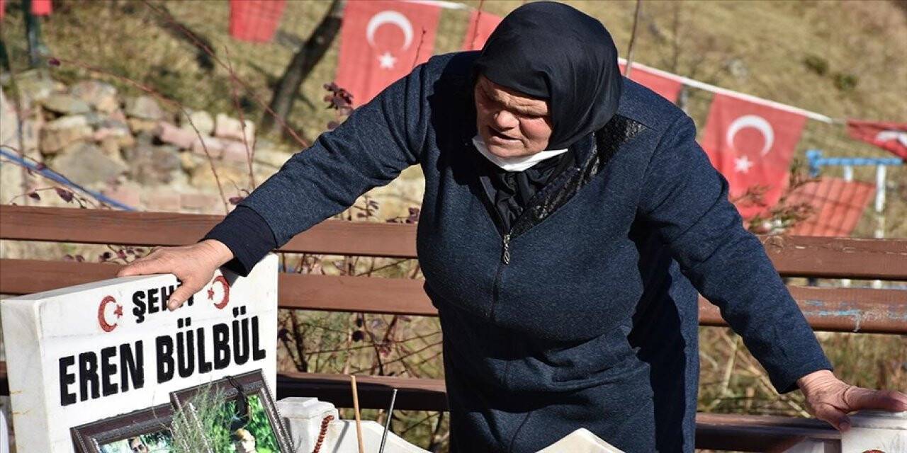 Şehit Eren Bülbül'ün annesi oğlunun yaşamını anlatan filmi değerlendirdi: Ben orada Eren'i gerçekten gördüm