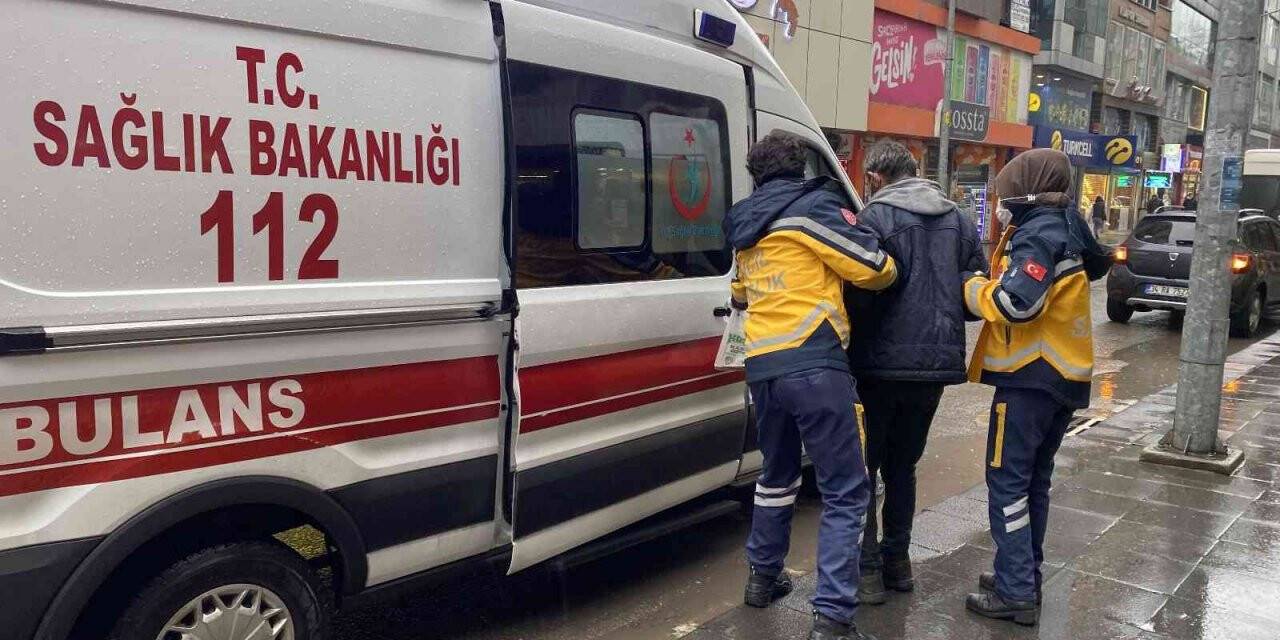 Alkollü kişi merdivenlerden düşerek yaralandı