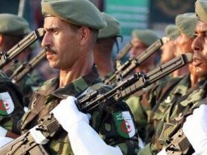 Cezayir Sınır Güvenliğini Artırıyor