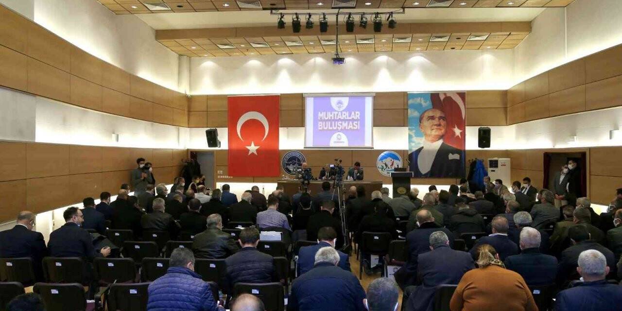 Başkan Büyükkılıç, Kocasinan muhtarlarıyla bir araya geldi