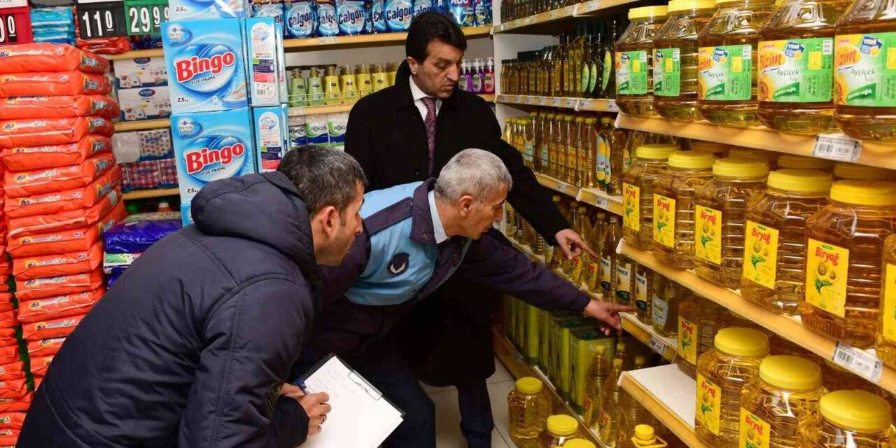 Başkan Şeylan marketlere yönelik fiyat denetimi yaptı