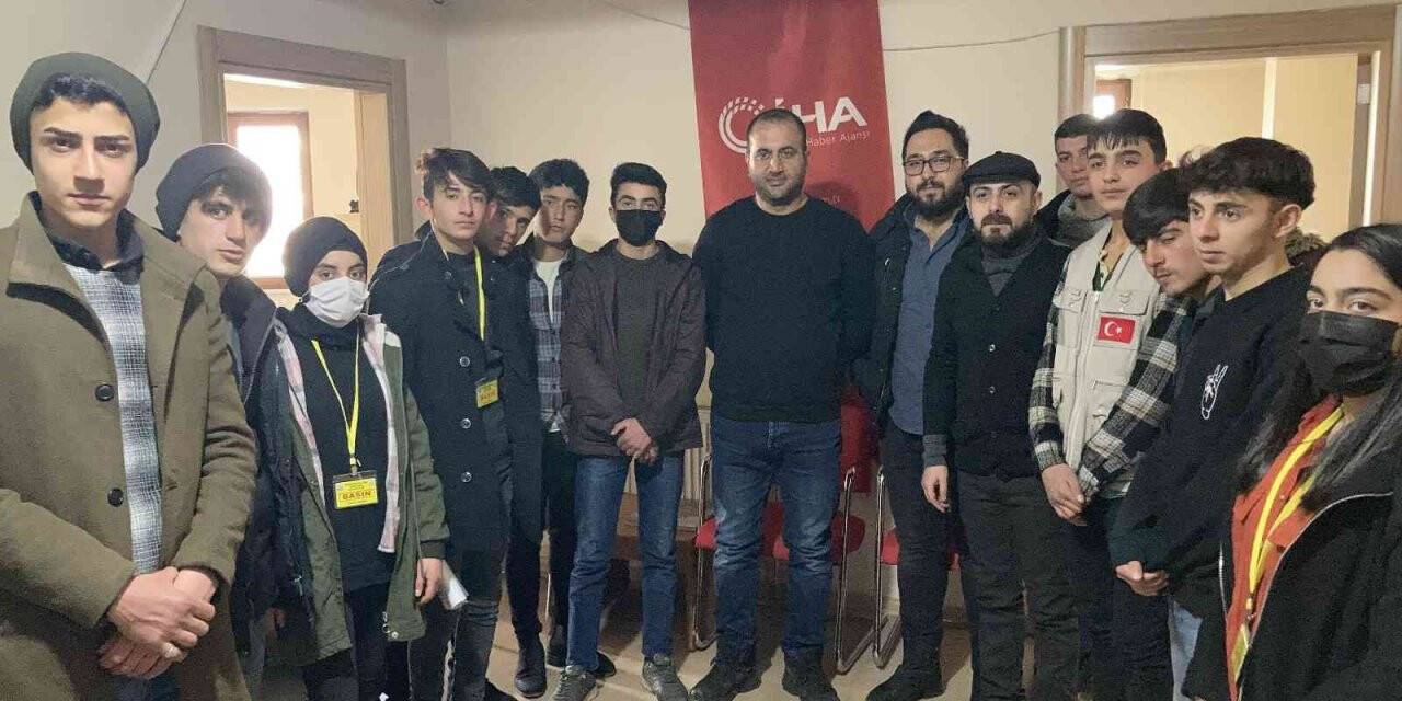 Gazetecilik bölümü öğrencilerinden İHA’ya ziyaret