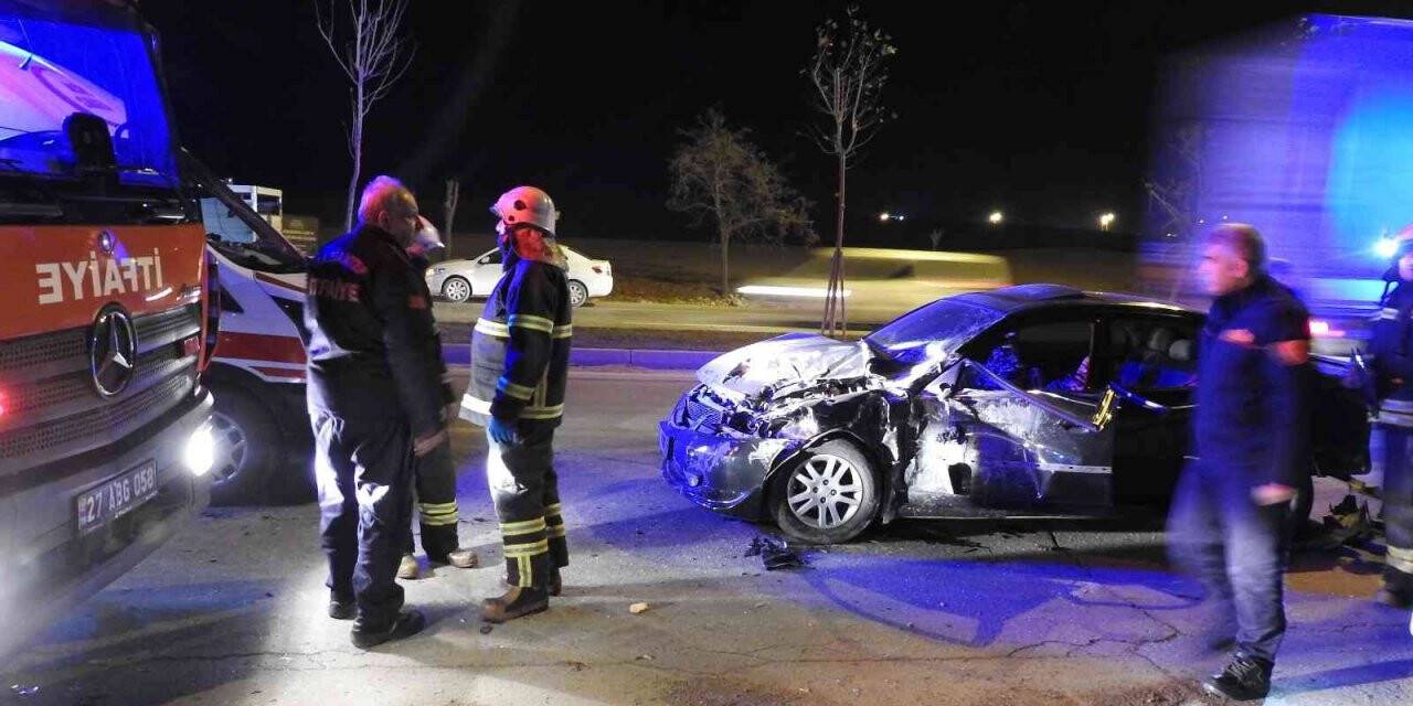Gaziantep’te kontrolsüz çıkış kazaya neden oldu: 5 yaralı