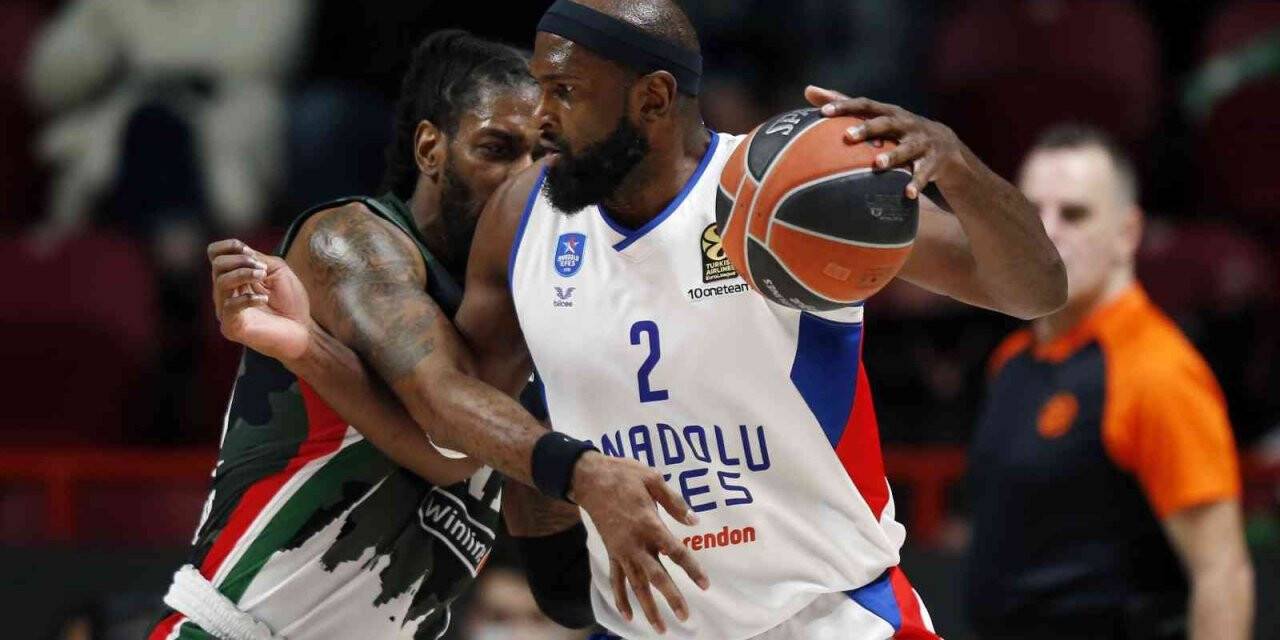 THY Euroleague: UNICS Kazan: 75 - Anadolu Efes: 67