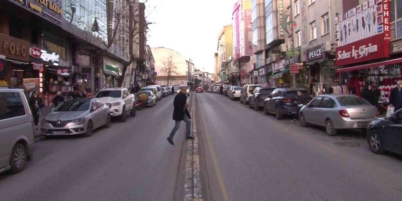 Çekmeköy’de feci kaza: Metrelerce havaya uçtu