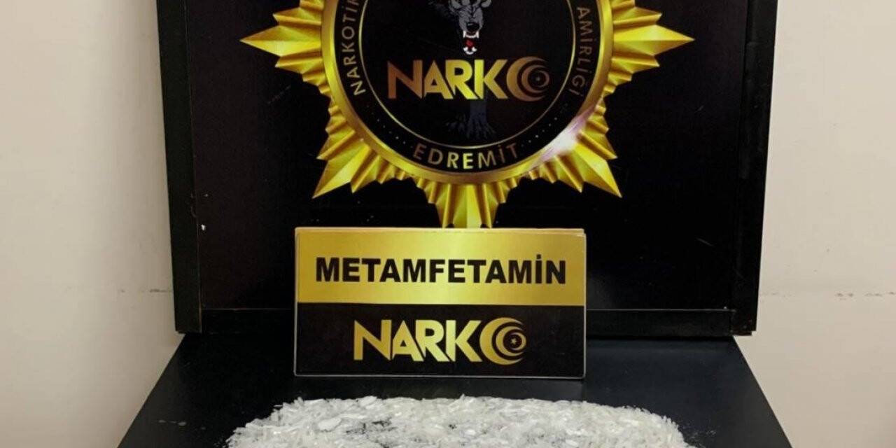 Balıkesir’de polis operasyonunda 256 gram metamfetamin ele geçirildi