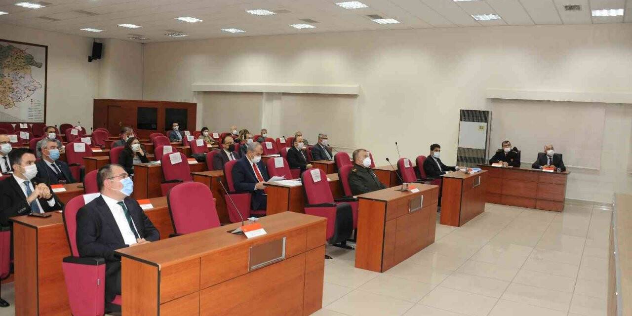 ADÜ Rektörü Aldemir, İl Pandemi Kurulu Toplantısı’na katıldı