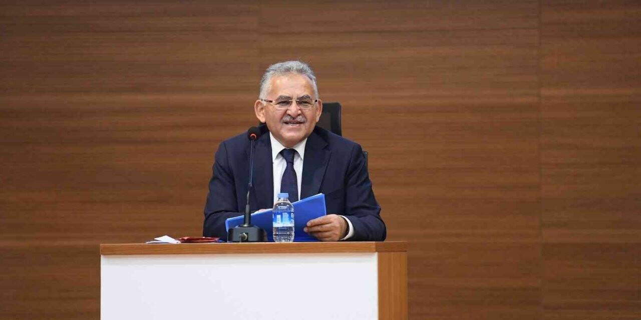 Başkan Büyükkılıç, muhtar toplantılarını Melikgazi ile bitirdi