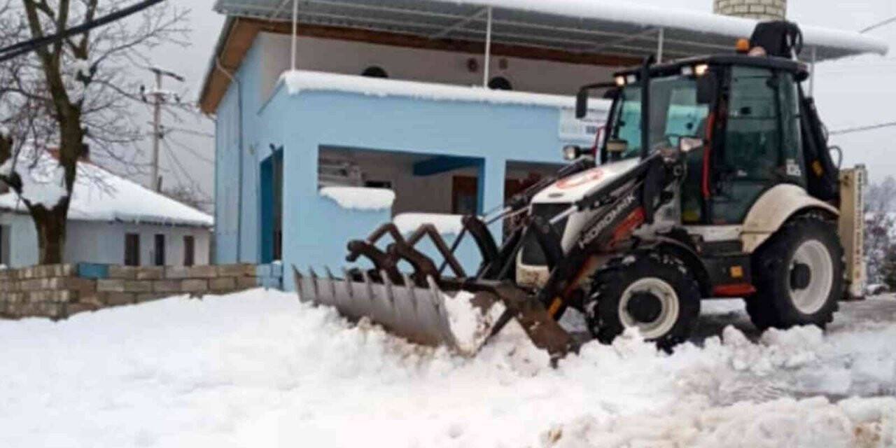 Menteşe Belediye ekipleri yılbaşı görevlerinin başında