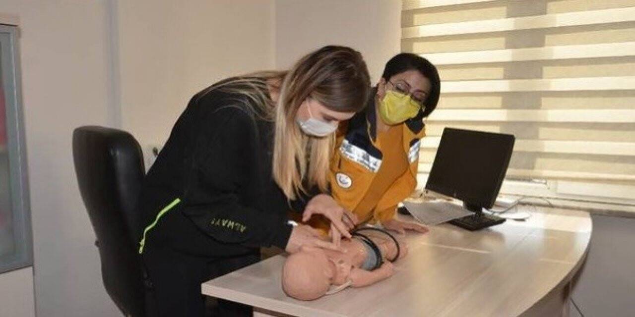 Polis ekiplerine “Temel İlk Yardım Kursu”