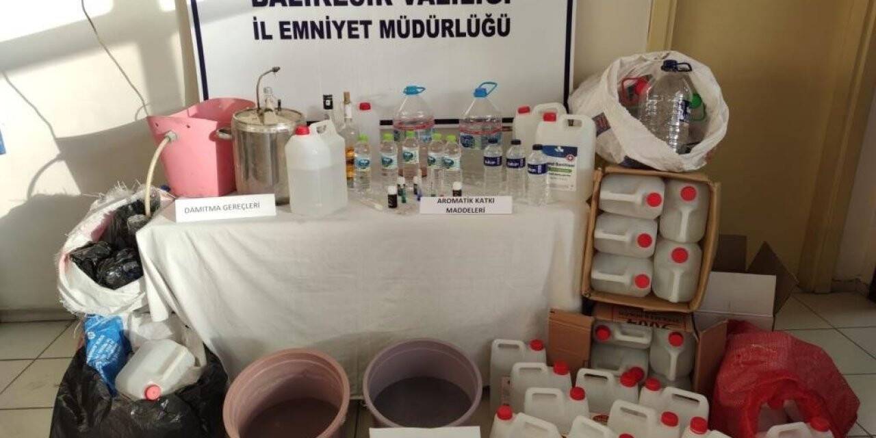 Balıkesir’de kaçak içkiden 3 kişi hayatını kaybetti