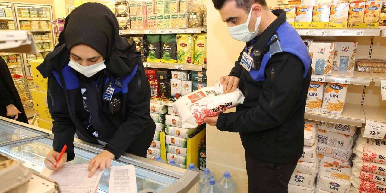 Güngören’de zabıta ekiplerinden marketlere fahiş fiyat denetimi