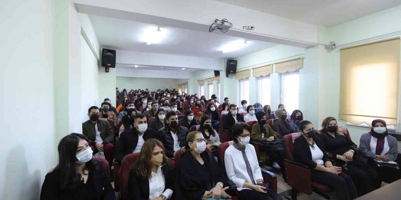 Rektör Aktekin: "Bu şehre birer emanetisiniz"