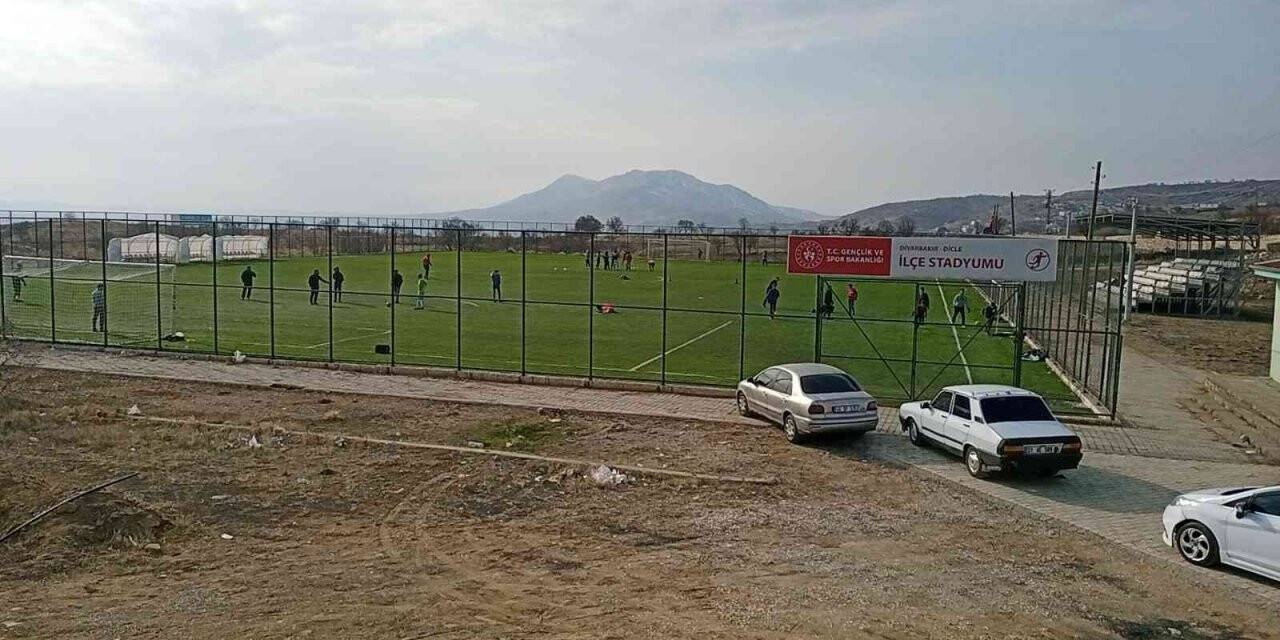 Dicle Gençlikspor idmanlarına tüm hızıyla devam ediyor