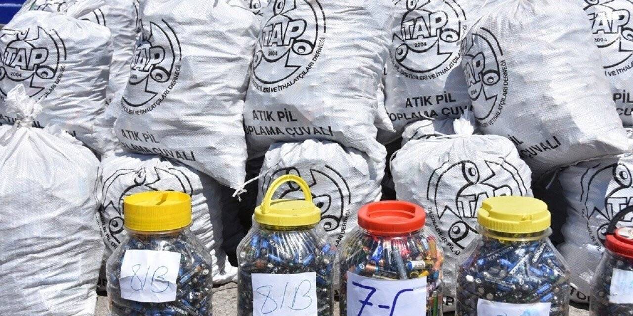 Kocasinan, 1 yılda 7 bin 552 kilo elektronik atık ile 500 kilo atık pili ekonomiye kazandırdı