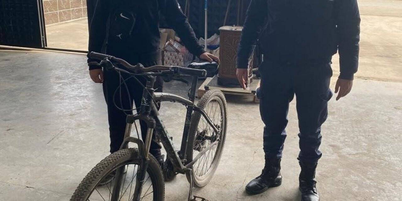 Çalınan bisikletini görüp Jandarmaya haber verdi