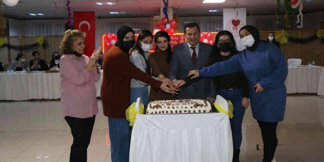 “Biz Bize Moral Akşamları” etkinliklerle devam ediyor