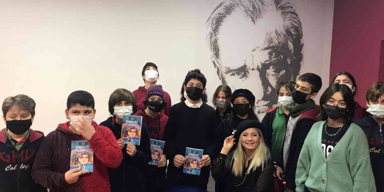 Gaziantep Kolej Vakfı Özel Ortaokulu’nda imza günü