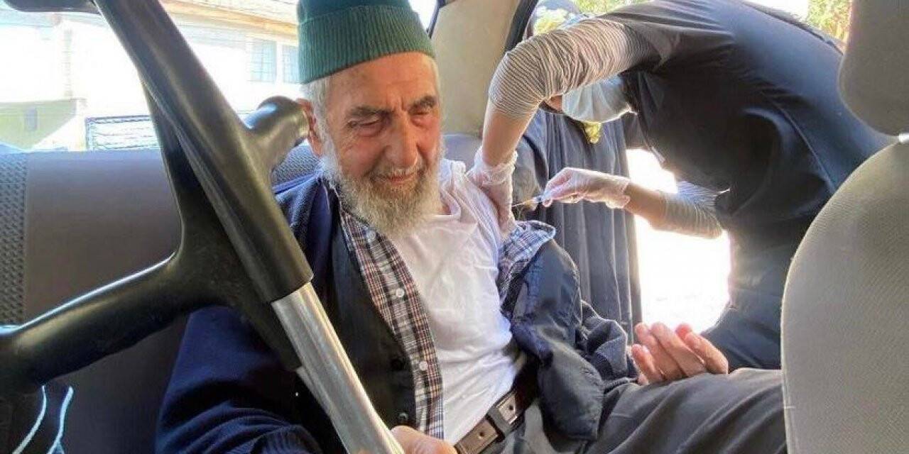 Ekipler dağ köylerinde kapı kapı gezip aşılama yapıyor