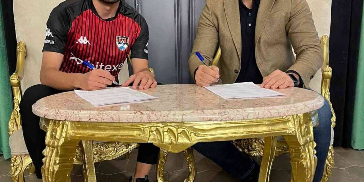 Vanspor, Barış Sağır ile anlaştı