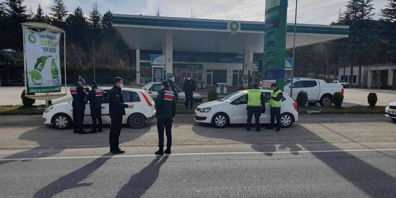 Eskişehir jandarmadan “Türkiye Huzur Güven Uygulaması” denetimleri