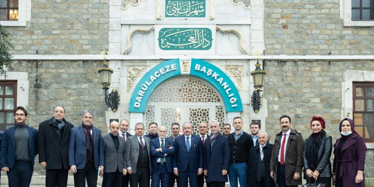 TBMM Başkanı Şentop’tan yılın son gününde Darülaceze’yi ziyaret etti
