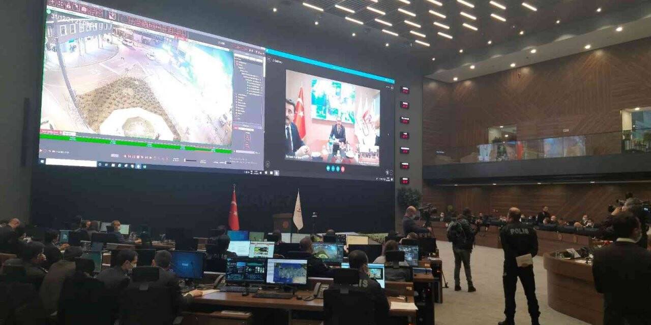 İçişleri Bakan Yardımcısı Çataklı: "Yılbaşı gecesi 340 bin 351 personel 55 bin 466 ekip görev başında"