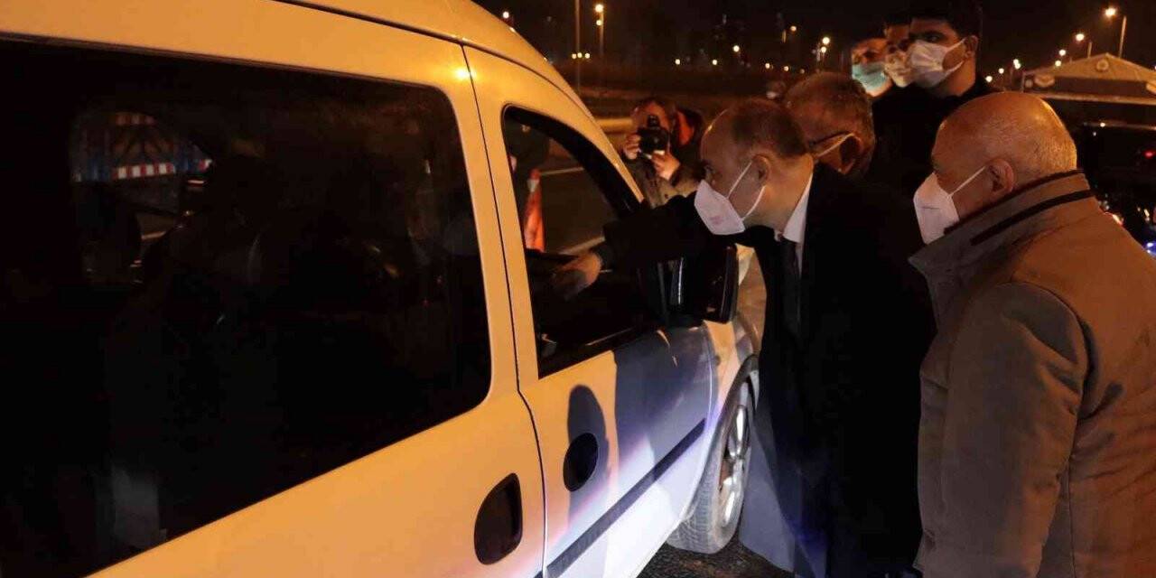 Protokolden polis ve jandarmaya ’yılbaşı’ ziyareti